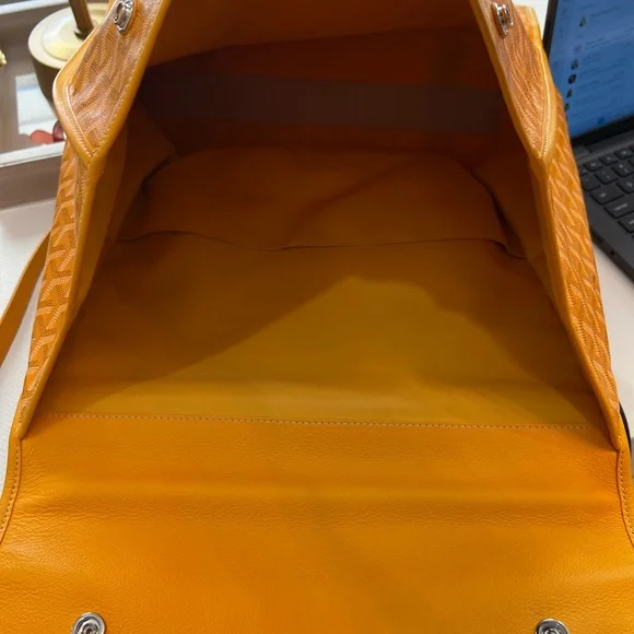 Authentic Goyard Saint Leger Backpack - Picture 5 of 8